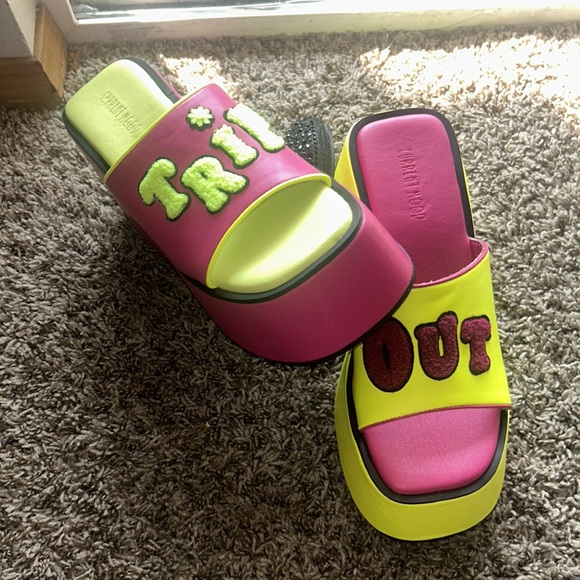 Doll Kill Platform - Picture 4 of 4